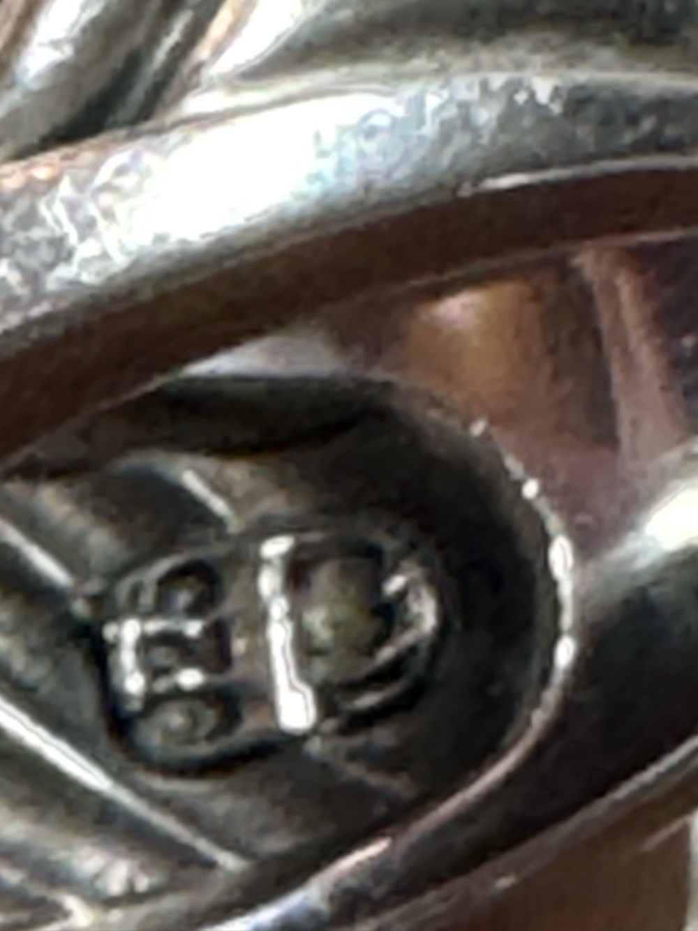 David Yurman Cable cigar, Diamond ring
5.5 gorgeous - Picture 8 of 8